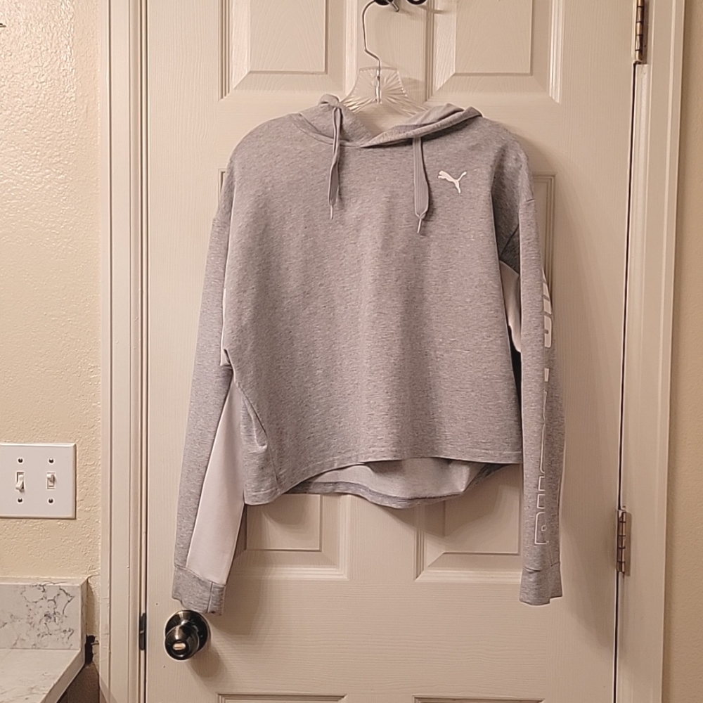 Puma sweatshirt